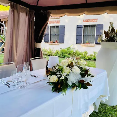 Alojamento de Acomodação e Pequeno-almoço Il Basin Calliano (Piedmont)