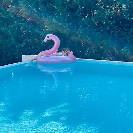 Oda ve Kahvaltı Il Basin