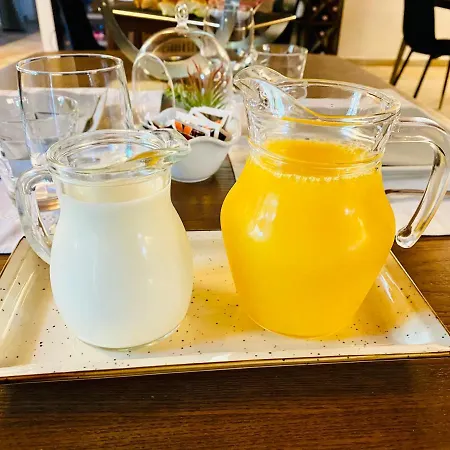 Alojamento de Acomodação e Pequeno-almoço Il Basin 4*