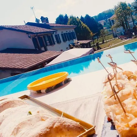 Alojamento de Acomodação e Pequeno-almoço Il Basin Calliano (Piedmont)
