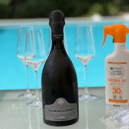 Alojamento de Acomodação e Pequeno-almoço Il Basin 4*