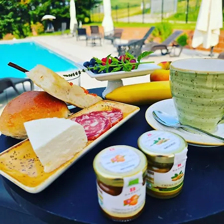 Il Basin Nocleg ze śniadaniem Calliano (Piedmont)